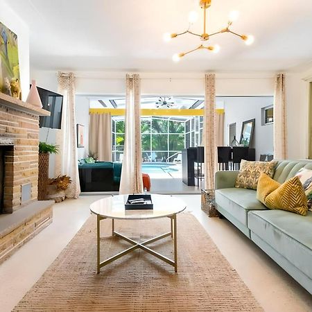 Fantastic Island House 1 Mile To The Beach With Heated Pool Sarasota Bagian luar foto