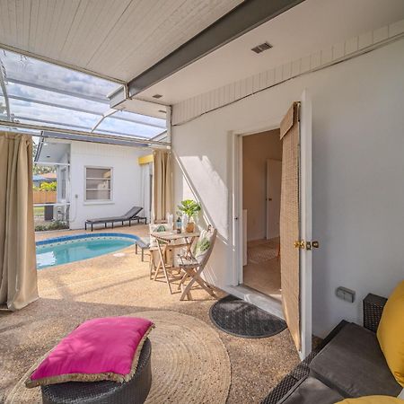 Fantastic Island House 1 Mile To The Beach With Heated Pool Sarasota Bagian luar foto