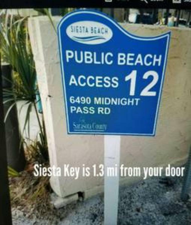 Fantastic Island House 1 Mile To The Beach With Heated Pool Sarasota Bagian luar foto